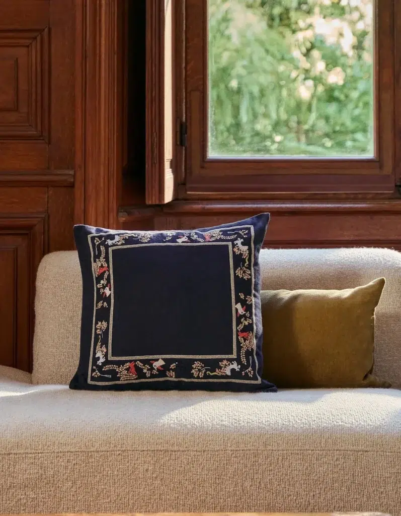 Coussin Bonsoirs en collaboration avec Paul & Joe